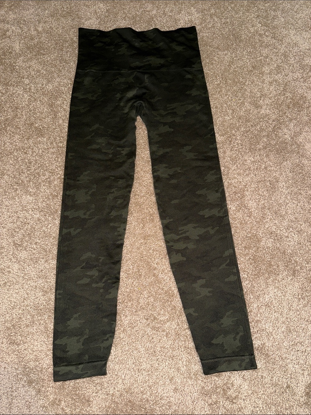 Spanx camo leggings - Large